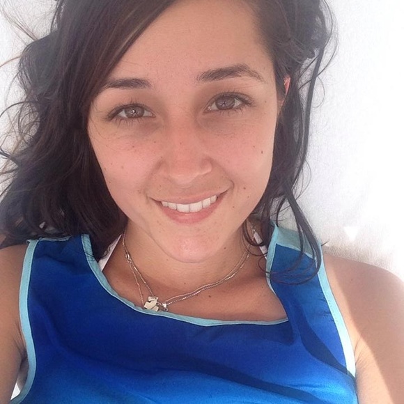 Meet your Posher, Victoria - Picture 1 of 1